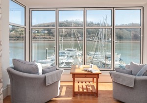 33 DART MARINA in Dartmouth