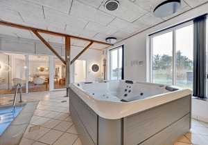 330 m² House ∙ 7 bedrooms ∙ 14 guests