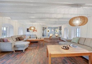 330 m² House ∙ 7 bedrooms ∙ 14 guests