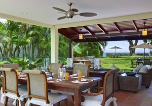 339 m² Villa ∙ 3 bedrooms ∙ 6 guests