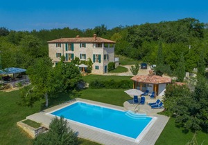 349 m² Villa ∙ 7 bedrooms ∙ 14 guests