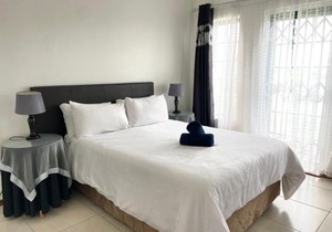 35 Settler Sands Beachfront Accommodation River and Sea View