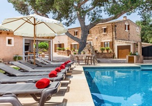 350 m² House ∙ 5 bedrooms ∙ 10 guests