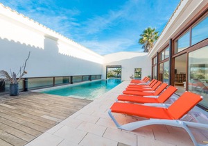 350 m² Villa ∙ 5 bedrooms ∙ 10 guests