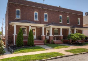 3509 Fabulous Midtown Townhome! Walk to TWO entertainment districts!