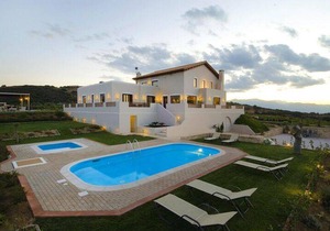 355 m² Villa ∙ 6 bedrooms ∙ 12 guests