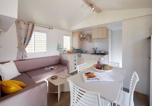 360 ft² Mobile home