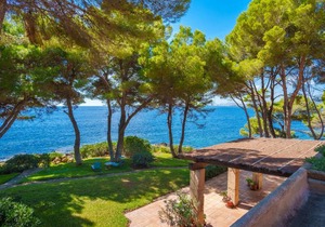 360 m² House ∙ 5 bedrooms ∙ 10 guests