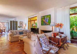 360 m² Villa ∙ 5 bedrooms ∙ 10 guests