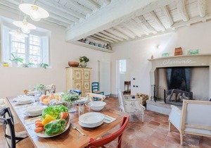 360 m² Villa ∙ 4 bedrooms ∙ 8 guests