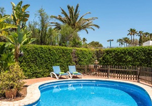 363 m² Villa ∙ 7 bedrooms ∙ 12 guests