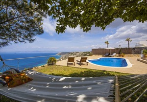 377 m² Villa ∙ 4 bedrooms ∙ 8 guests
