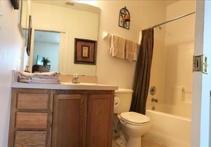 38 Knollwood House
