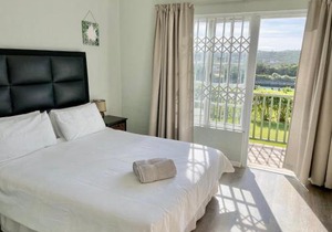 39 Settler Sands Beachfront Accommodation Sea and River View