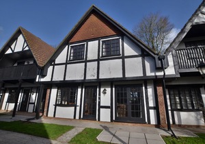 39 Tudor Court, Tolroy Manor