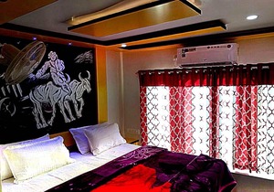 3bedroom private houseboat OR 3bedroom suite