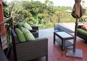 3br 3ba Sleeps 8 Amazing Home Away From Home, Great Views. Casa Donna Rosa B&B.