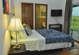 3br 3ba Sleeps 8 Amazing Home Away From Home, Great Views. Casa Donna Rosa B&B.