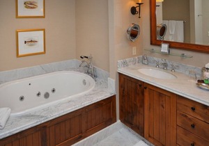 3BR - MOUNTAIN VIEW - RESIDENTIAL SUITE - TIMBERS BACHELOR GULH CLUB