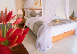3BR Villa Near Finns Beach Club! - W/Swimming Pool!