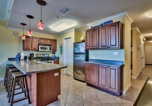 3rd floor, Zero Entry Pool, Garage Parking, Free Beach Service, Come Relax!