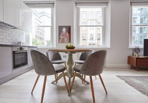 3VH Virginia House Chic & Boutique Bloomsbury Sleeps 4