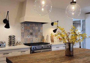 4/2 Bright Vacation Home | Paw Paw Lake