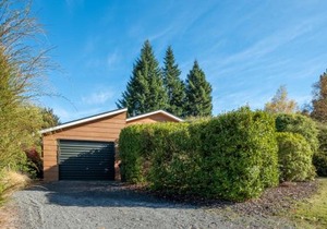 4 Alpine Ave