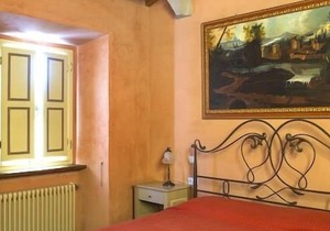 4 bed apartment with pool