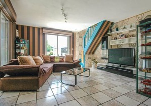 4 bedroom accommodation in Saint-Vivien-de-Medoc