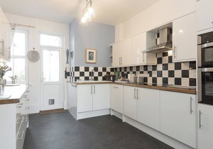 4 bedroom accommodation in Freshwater Bay