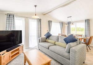 4 bedroom accommodation in Addlethorpe