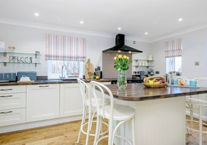 4 bedroom accommodation in East Runton