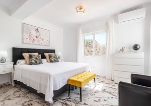 4 bedroom accommodation in Mezquitilla