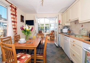 4 bedroom accommodation in Aberaeron, Cardigan Heritage Coast