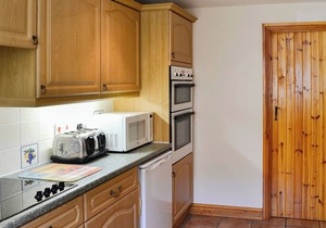 4 bedroom accommodation in Puncknowle, near Dorchester