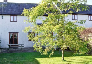4 bedroom accommodation in Puncknowle, near Dorchester