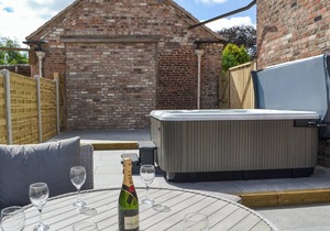 4 bedroom accommodation in Skerne, near Driffield