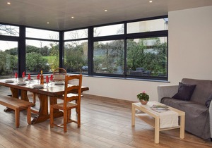 4 bedroom accommodation in Pléhédel