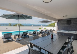 4 bedroom amazing home in Imotski