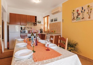 4 bedroom awesome home in Barban