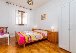4 Bedroom Beautiful Apartment In Pula