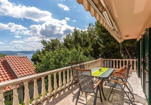4 bedroom cozy home in Medici