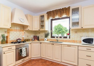 4 bedroom cozy home in Pula
