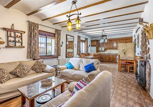 4 bedroom accommodation in Cuevas del Campo