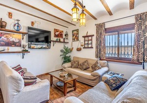 4 bedroom accommodation in Cuevas del Campo