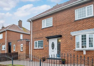4 bedroom accommodation in Newbiggin-by-the-Sea