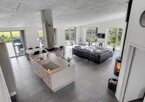 4 bedroom gorgeous home in Knebel