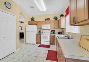 4 Bedrooms Home Nearby Disney and Golf Courses of Champions Gate - Sleeps 8