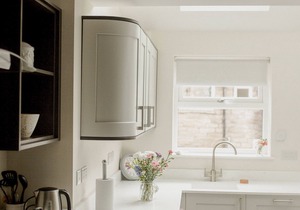 4 Bedrooms, sleeping 6, just 2 minutes walk from Hebden Bridge town square .